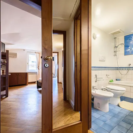 Apartment Via Posillipo 335 Naples