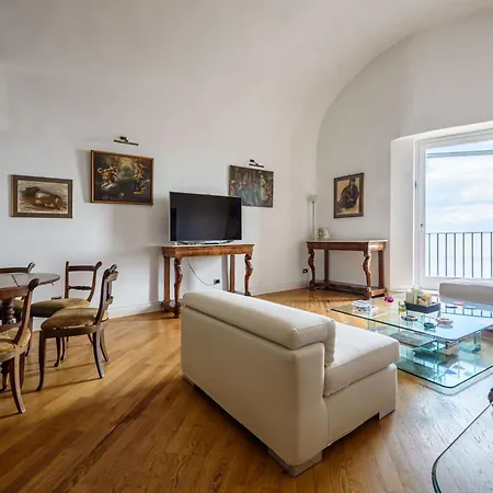 Apartment Via Posillipo 335 *